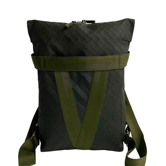 BOTTEGA VENETA Green Intrecciato Backpack - Picture 1 of 8